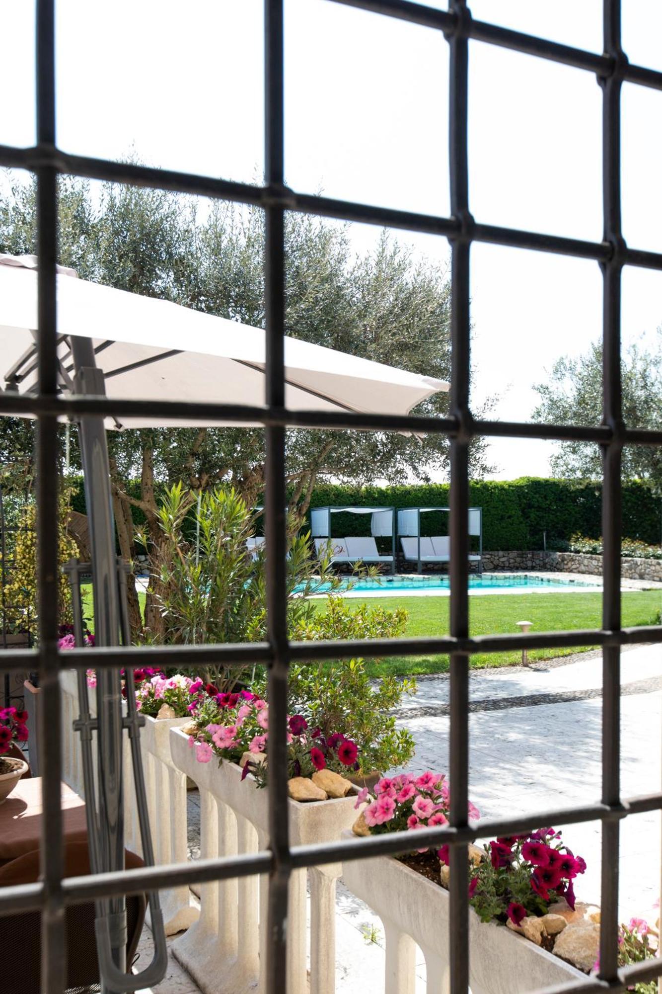 Corte Dei Soavi Suites - Apartments Soave  Exterior photo