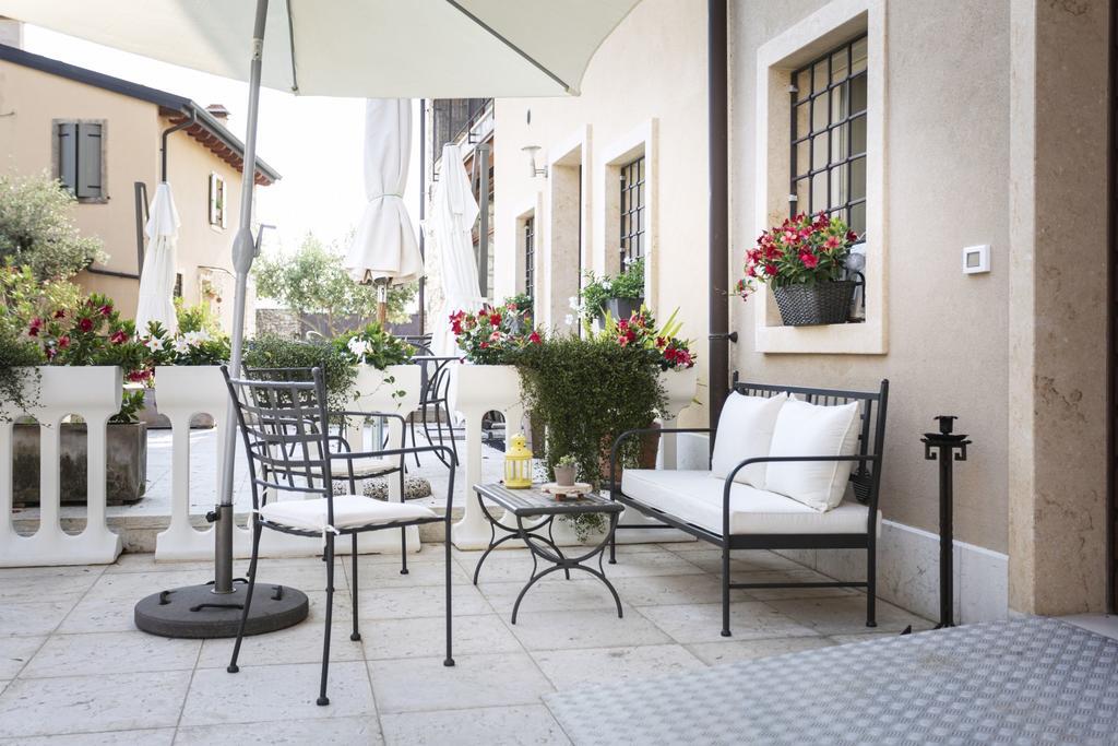 Corte Dei Soavi Suites - Apartments Soave  Exterior photo