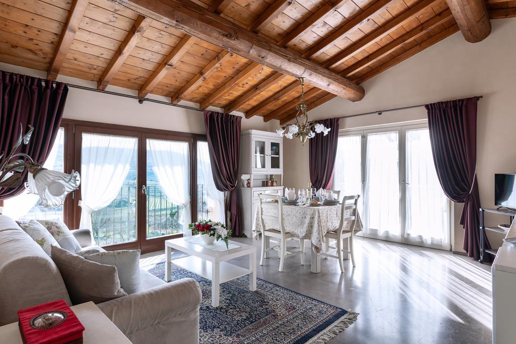 Corte Dei Soavi Suites - Apartments Soave  Room photo